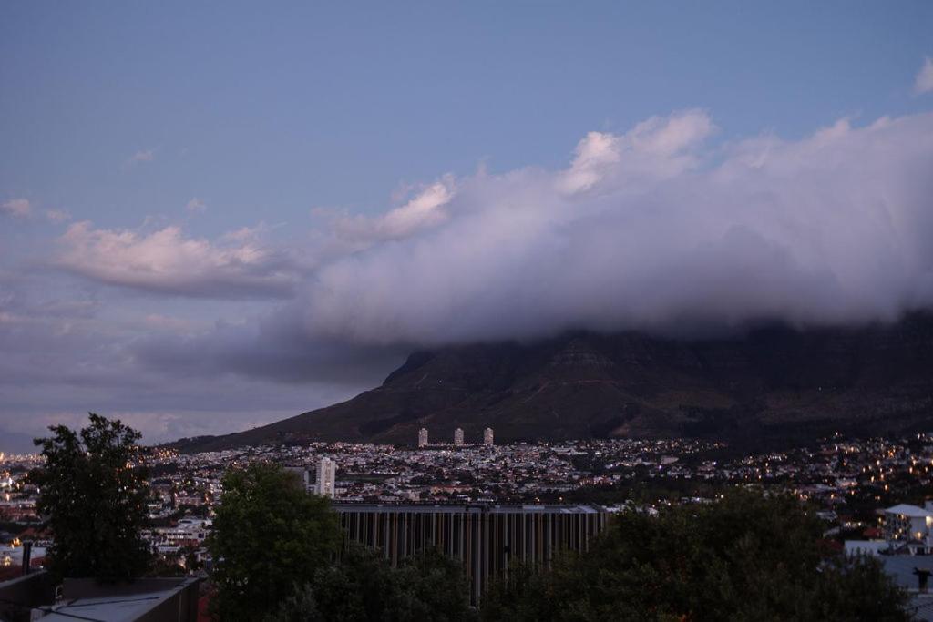 Radium Hall Guest House Cape Town Eksteriør bilde