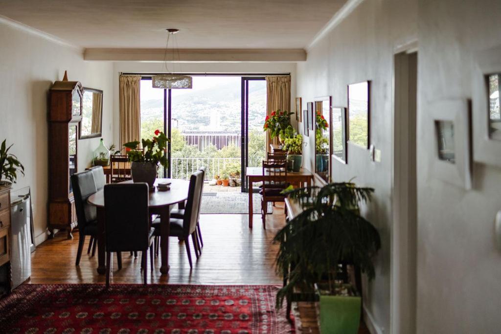Radium Hall Guest House Cape Town Eksteriør bilde