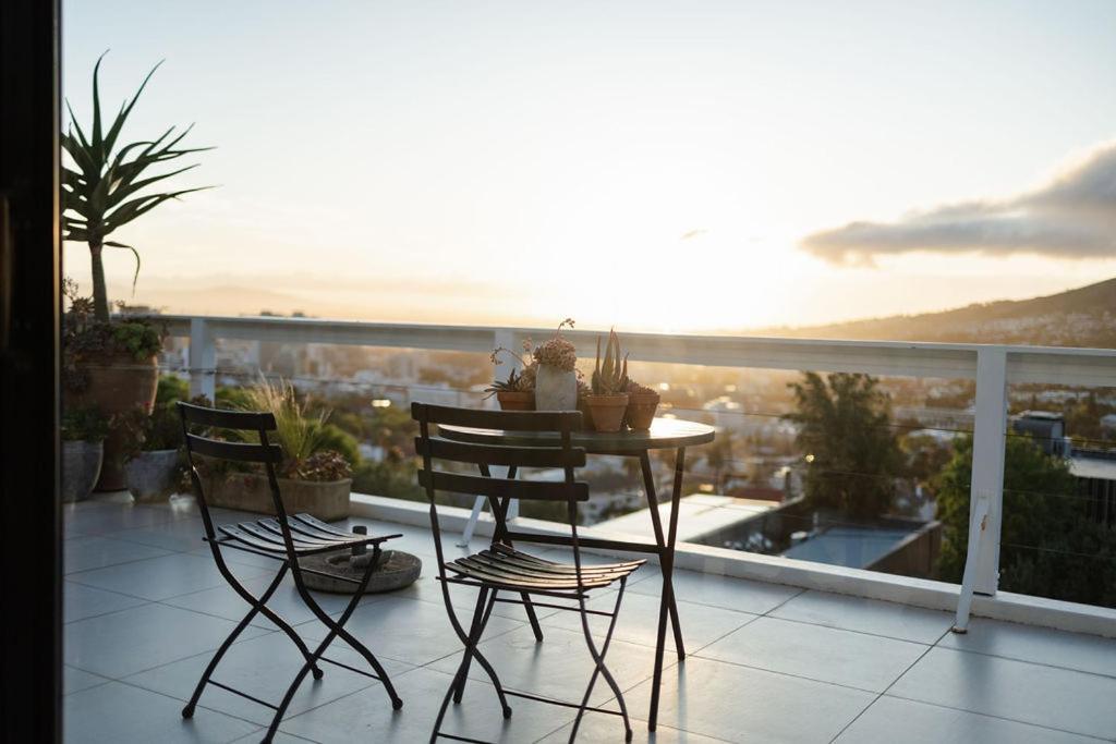 Radium Hall Guest House Cape Town Eksteriør bilde