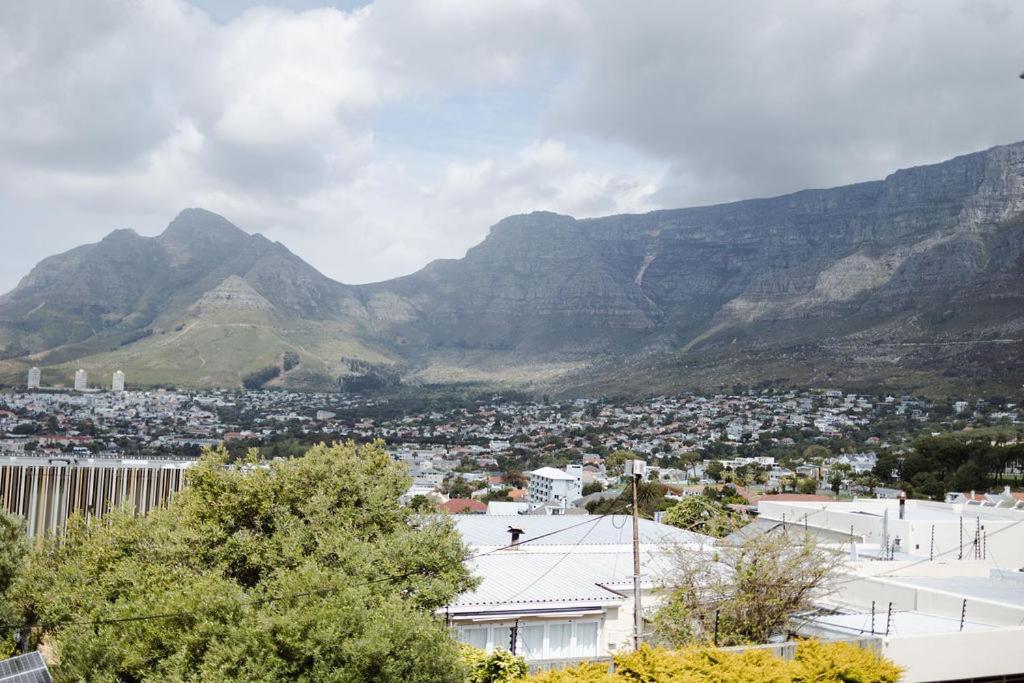 Radium Hall Guest House Cape Town Eksteriør bilde