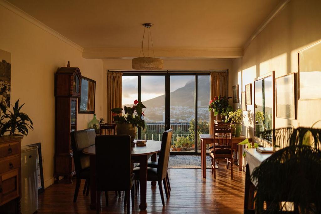 Radium Hall Guest House Cape Town Eksteriør bilde