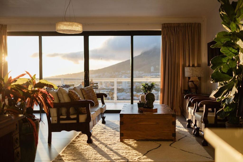 Radium Hall Guest House Cape Town Eksteriør bilde